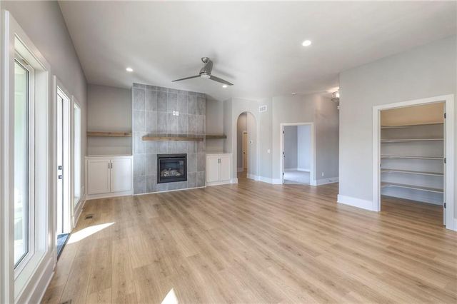 11407 Trevor Drive, Peculiar, MO 64078