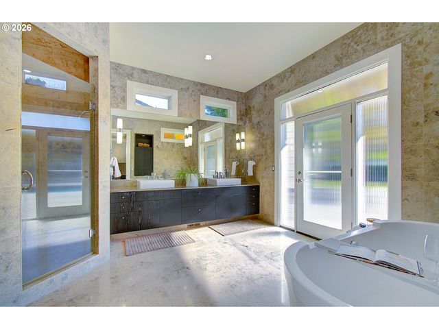 11218 Ne 102ND Ave, Vancouver, WA 98662