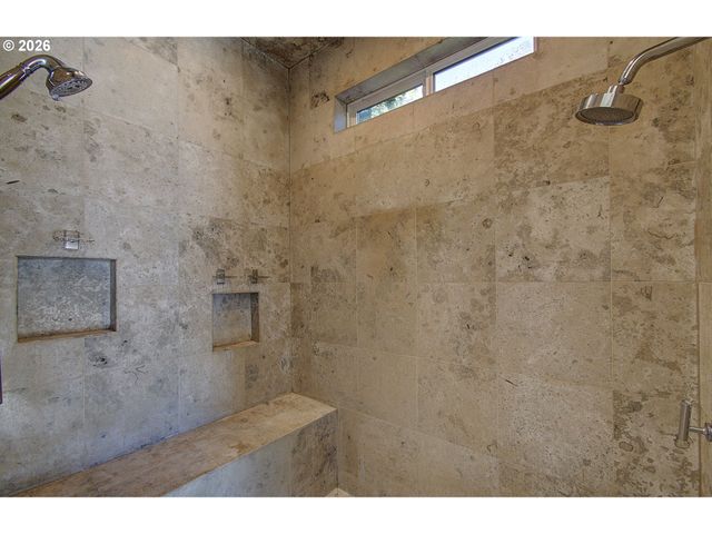 11218 Ne 102ND Ave, Vancouver, WA 98662