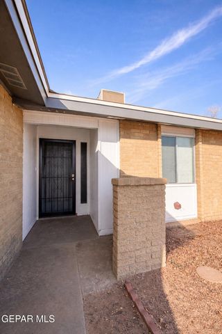 3425 E GLEN Drive, El Paso, TX 79936