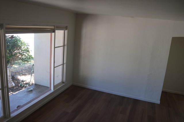 5380 49th St, Sacramento, CA 95820