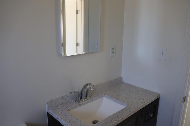 5380 49th St, Sacramento, CA 95820