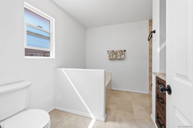 62 Country Club Cir, Chula Vista, CA 91911