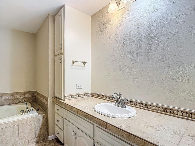 2934 WINDMOOR DRIVE S, Palm Harbor, FL 34685