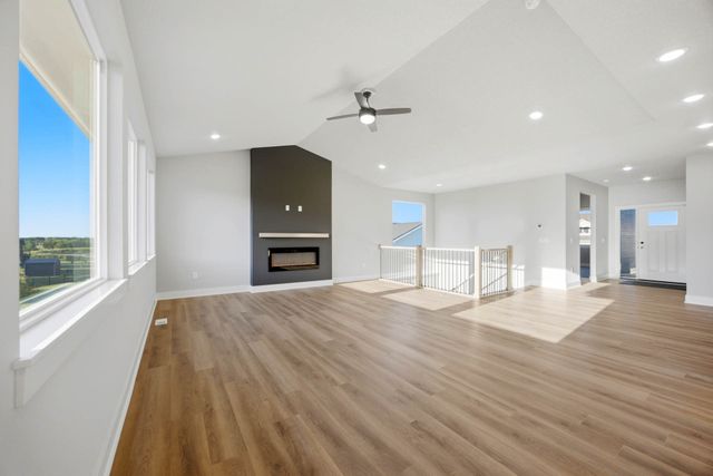 3220 NW Brookside Drive, Grimes, IA 50111