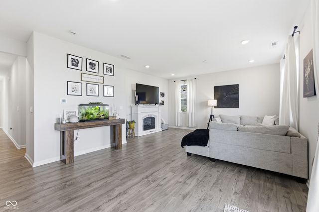 5906 Aleppo Lane, Greenwood, IN 46143