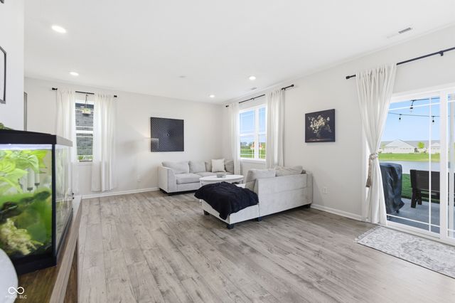 5906 Aleppo Lane, Greenwood, IN 46143