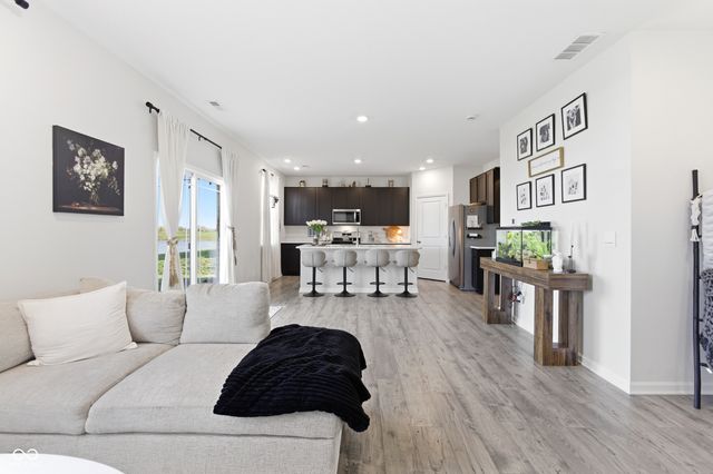 5906 Aleppo Lane, Greenwood, IN 46143