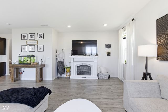 5906 Aleppo Lane, Greenwood, IN 46143