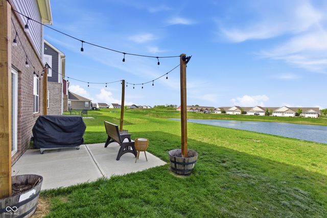 5906 Aleppo Lane, Greenwood, IN 46143