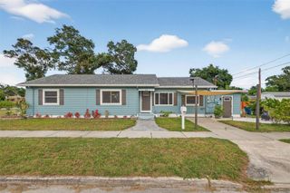 825 46TH STREET N, St Petersburg, FL 33713