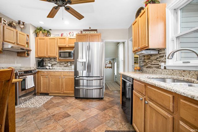 18342 State Line Road, South Bend, IN 46637