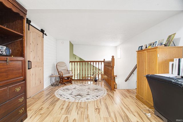 18342 State Line Road, South Bend, IN 46637