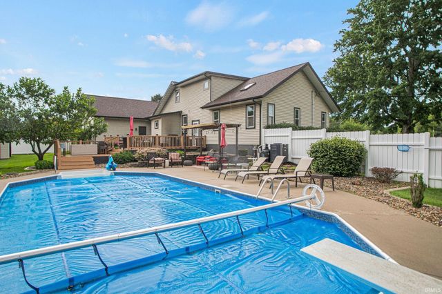 18342 State Line Road, South Bend, IN 46637