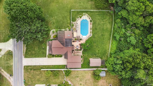 18342 State Line Road, South Bend, IN 46637