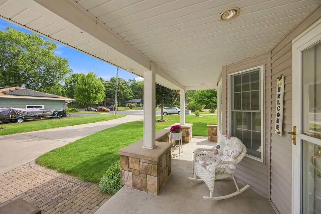 7806 Gloria Circle, Mounds View, MN 55112 — photo 3