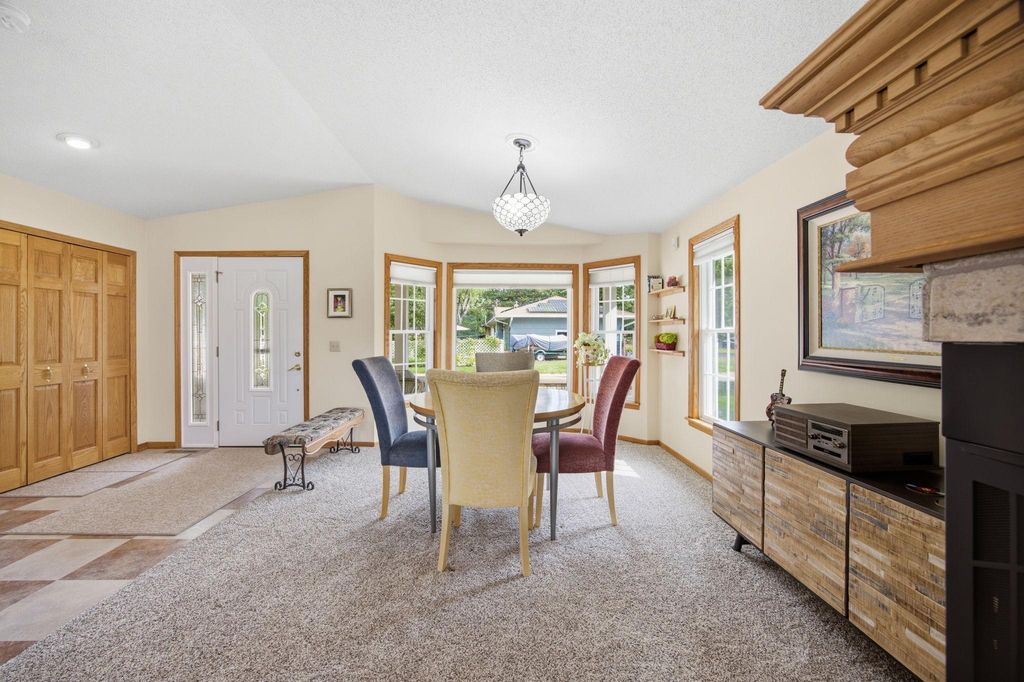 7806 Gloria Circle, Mounds View, MN 55112 — photo 4