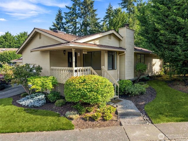 1018 S 244th Pl, Des Moines, WA 98198