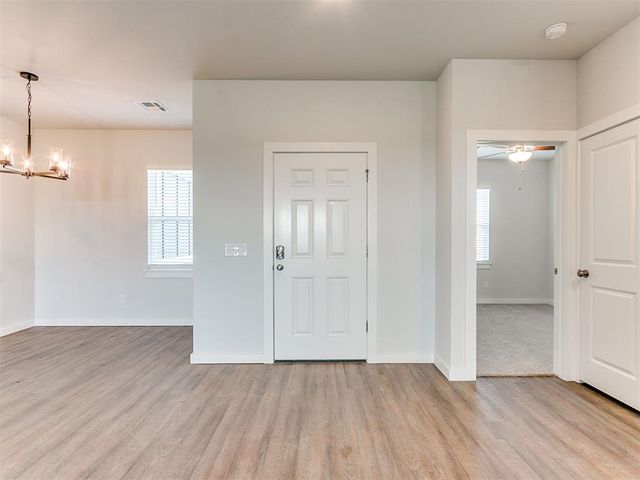 1714 Oak Way, Tuttle, OK 73089