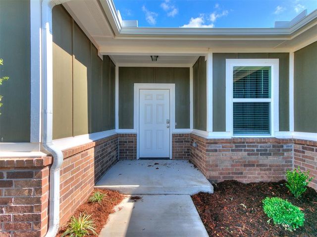 1714 Oak Way, Tuttle, OK 73089