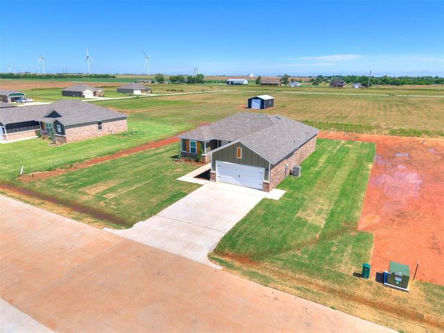 1714 Oak Way, Tuttle, OK 73089