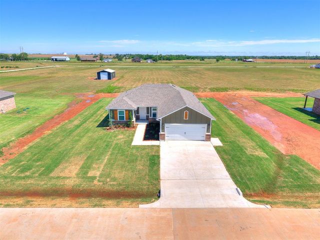 1714 Oak Way, Tuttle, OK 73089