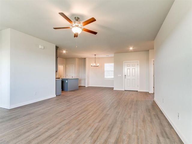 1714 Oak Way, Tuttle, OK 73089
