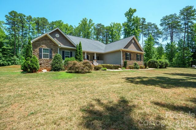 4628 Cayton Drive, Maiden, NC 28650