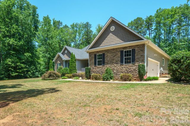 4628 Cayton Drive, Maiden, NC 28650