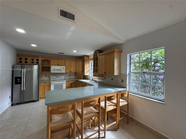 5332 SW 142nd Pl, Miami, FL 33175