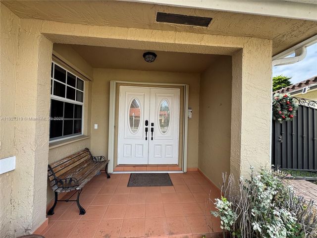 5332 SW 142nd Pl, Miami, FL 33175