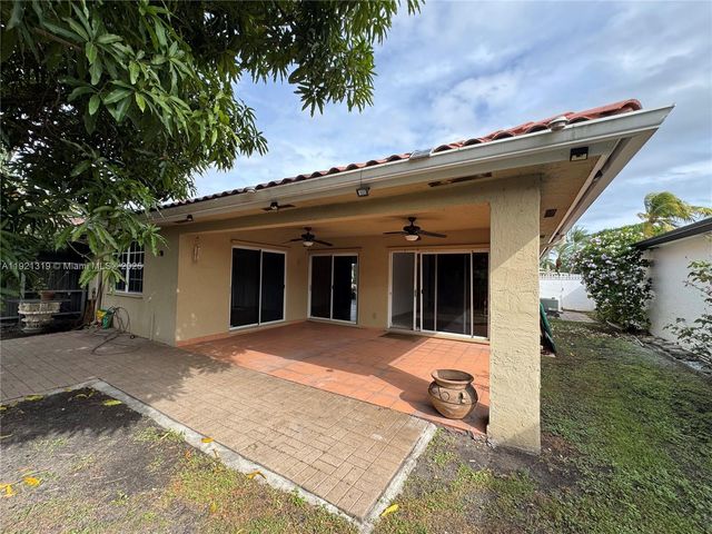 5332 SW 142nd Pl, Miami, FL 33175