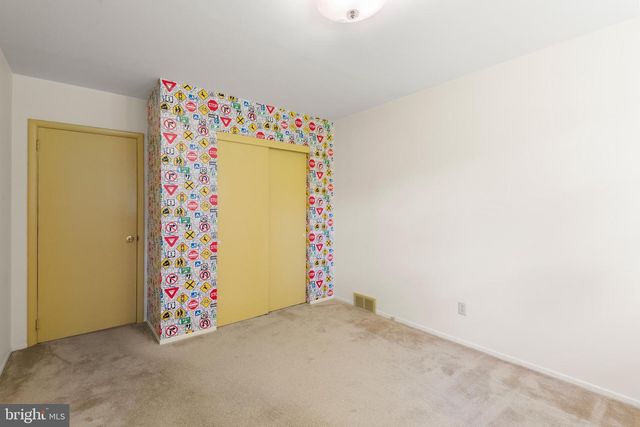 246 FRIENDSHIP DR, Paoli, PA 19301