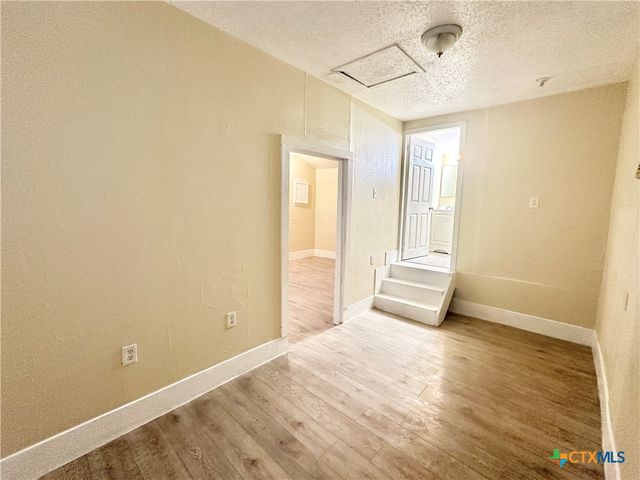 104 E Fowler Avenue, Killeen, TX 76541