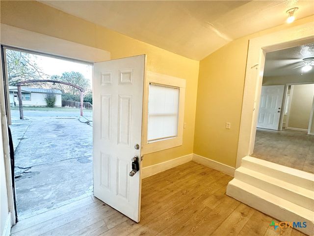 104 E Fowler Avenue, Killeen, TX 76541