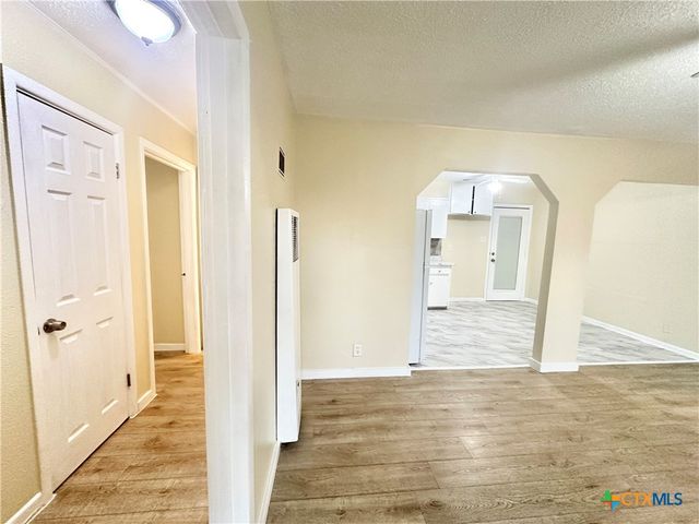 104 E Fowler Avenue, Killeen, TX 76541