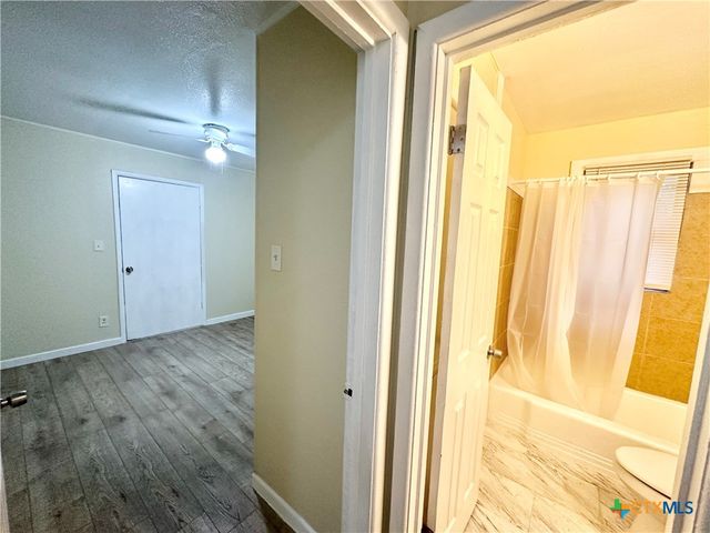 104 E Fowler Avenue, Killeen, TX 76541