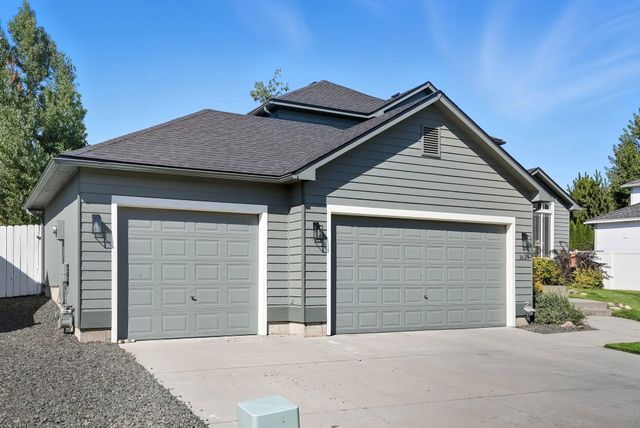 1620 S Limerick Dr, Spokane Valley, WA 99037