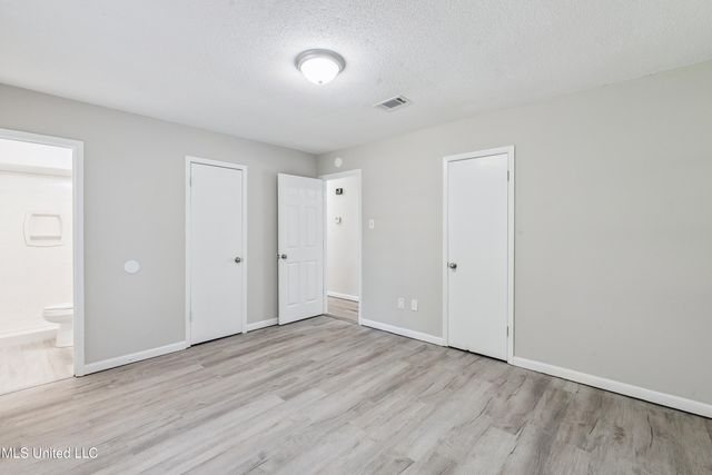 2313 Avenido Encanto Street, Gautier, MS 39553