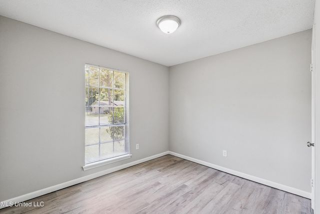 2313 Avenido Encanto Street, Gautier, MS 39553