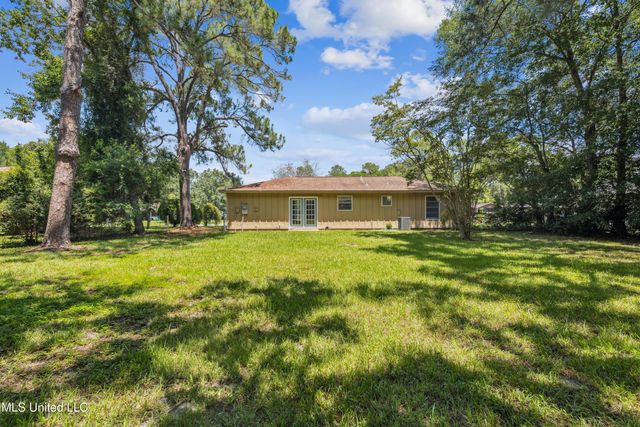 2313 Avenido Encanto Street, Gautier, MS 39553