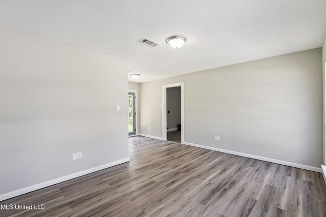 2313 Avenido Encanto Street, Gautier, MS 39553