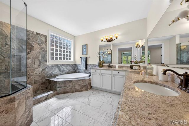 366 Willow Weald Path, Chesterfield, MO 63005