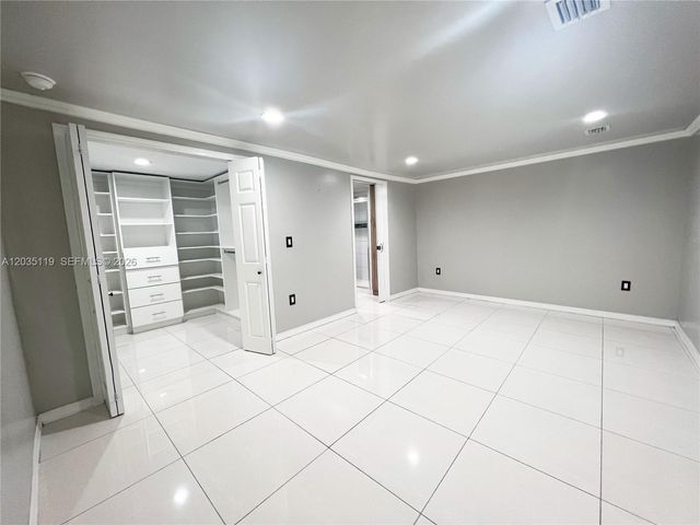 9615 NW 3rd Ave, Miami, FL 33150