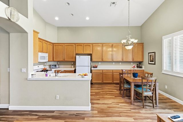 3505 Riojo Way, Rancho Cordova, CA 95670