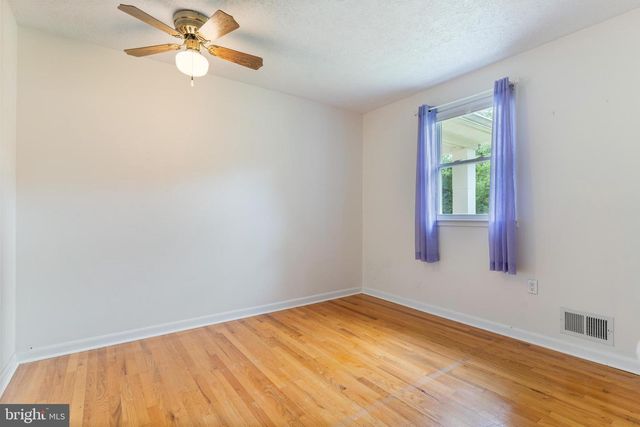 30420 IROQUOIS LN, Charlotte Hall, MD 20622