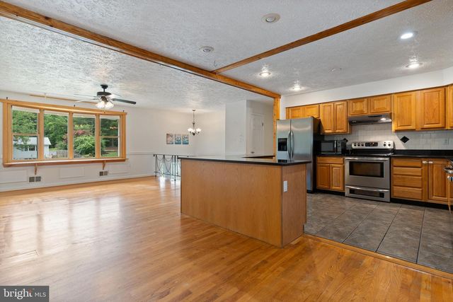 30420 IROQUOIS LN, Charlotte Hall, MD 20622