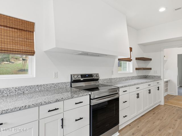 3835 Shipwatch Lane, Knoxville, TN 37920