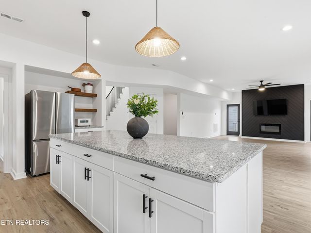 3835 Shipwatch Lane, Knoxville, TN 37920