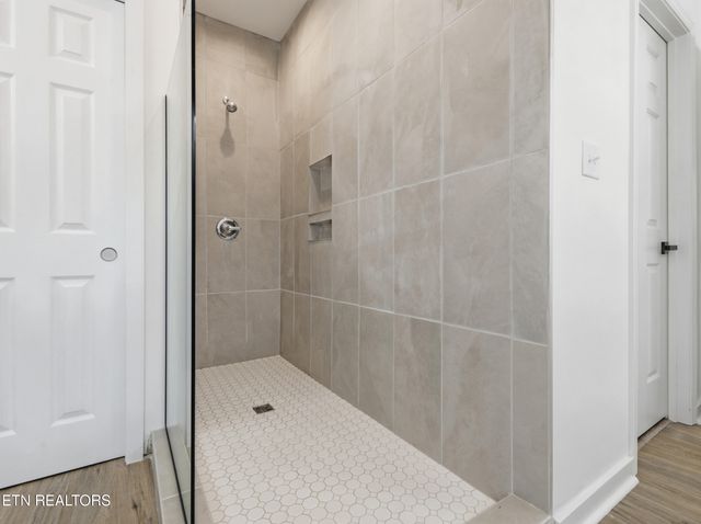 3835 Shipwatch Lane, Knoxville, TN 37920